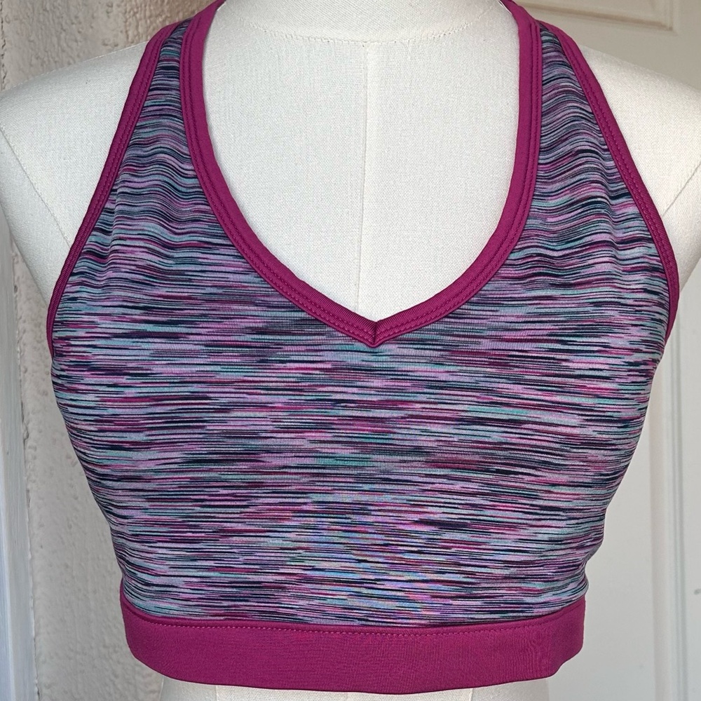 Everlast Brand Sports Bra Racerback Keyhole Opening Size Large‎